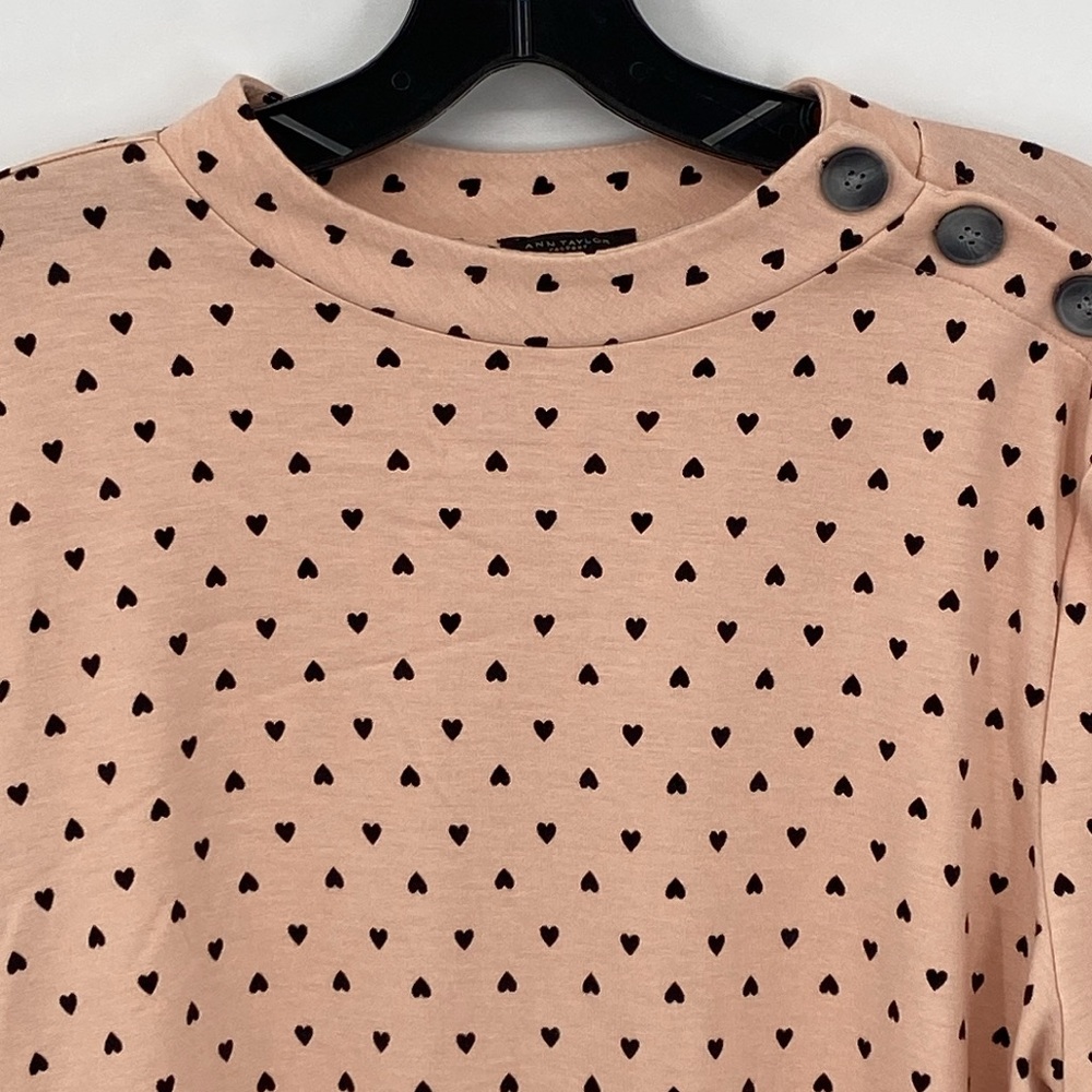 Ann Taylor Knit Top with Black Heart Pattern Size Large - Picture 2 of 7
